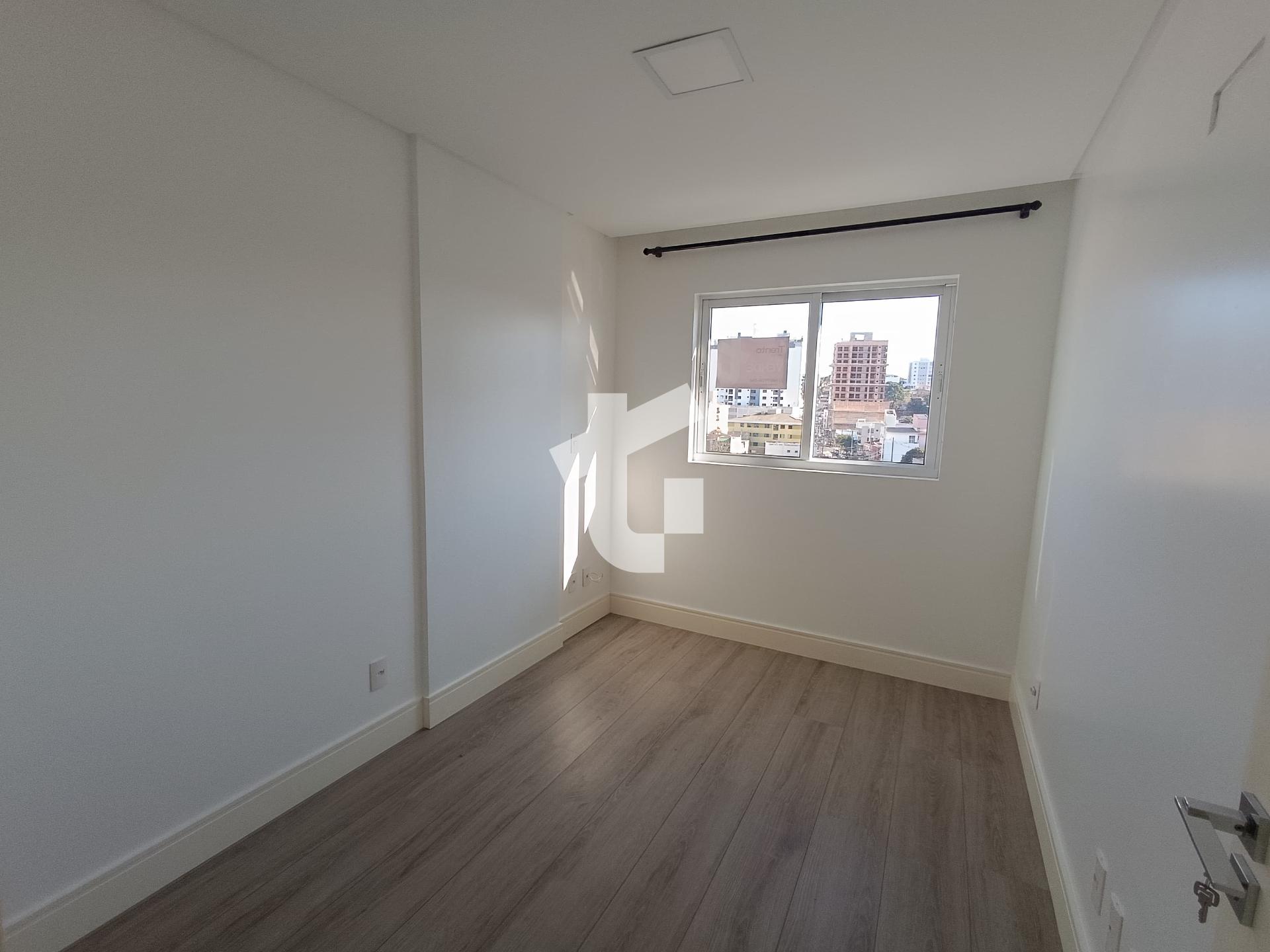 APARTAMENTO PARA LOCAÇÃO NO EDIFÍCIO LUIZ CESAR AMADORI, CENTR...