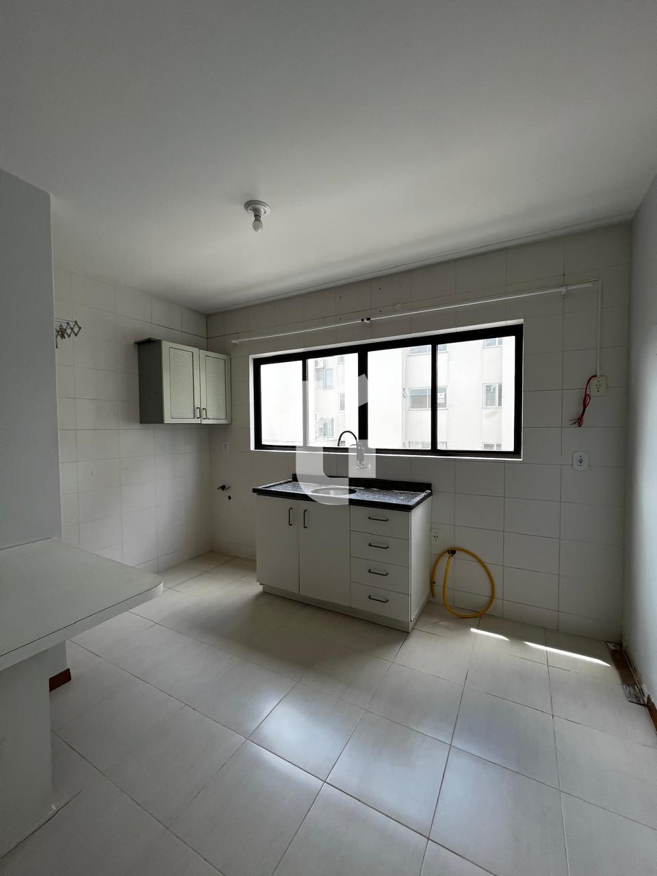 APARTAMENTO EDIFÍCIO GOLDEN PARK, SITUADO NA AVENIDA BRASIL N ...