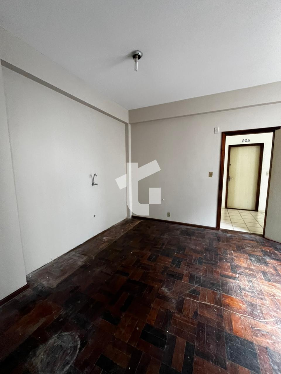 QUITINETE PARA LOCAÇÃO, NO EDIFÍCIO G 20 - PATO BRANCO - PR.