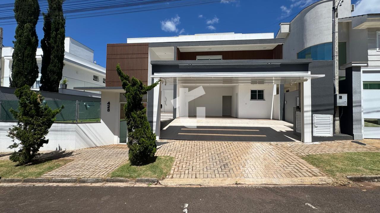 CASA DE ALTO PADRÃO SEMIMOBILIADA À VENDA - BAIRRO LA SALLE - ...