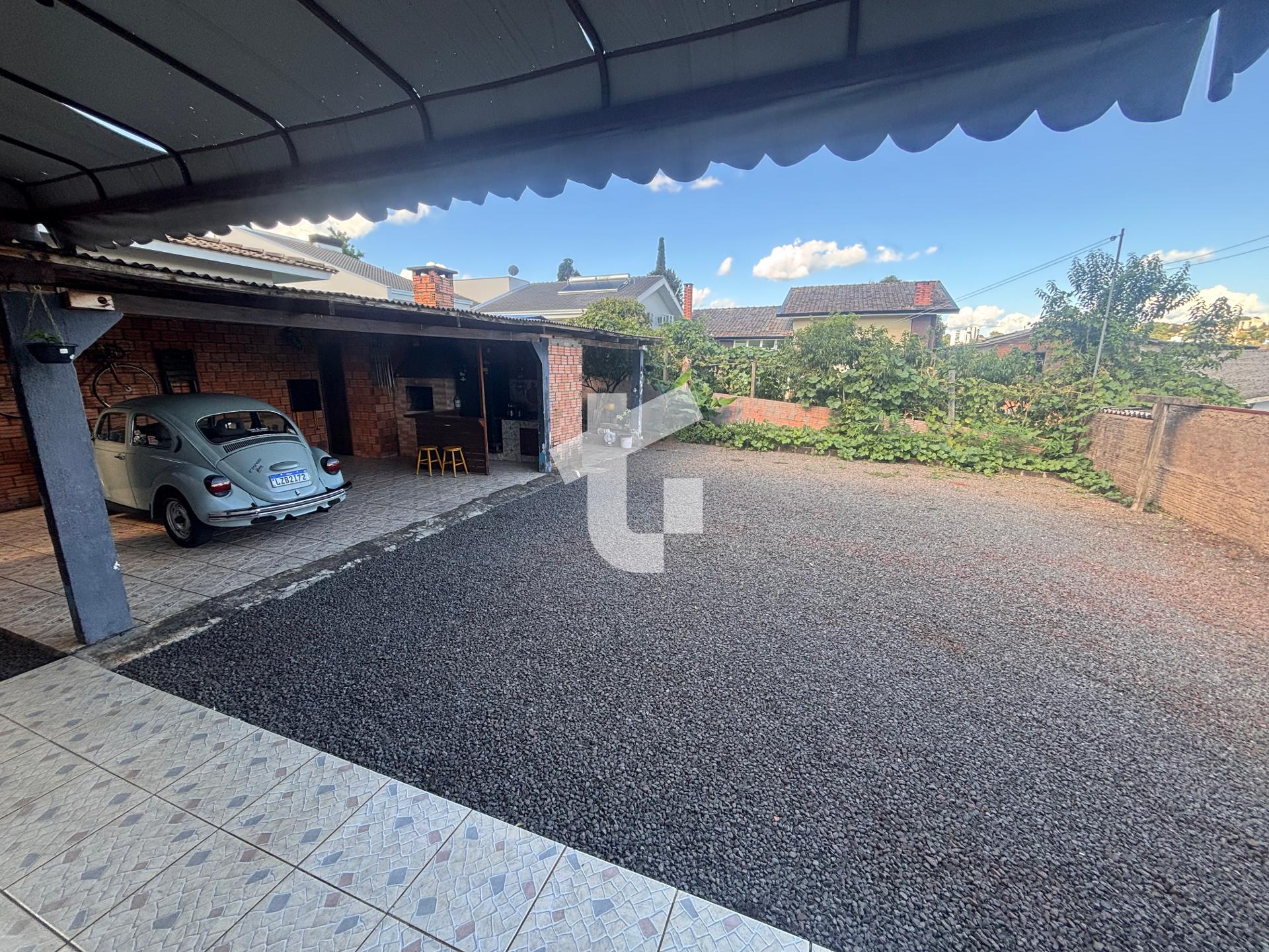 CASA VENDA BAIRRO AMADORI COM 2 MORADIAS - PRXIMA AO SESI SENAI - PATO BRANCO