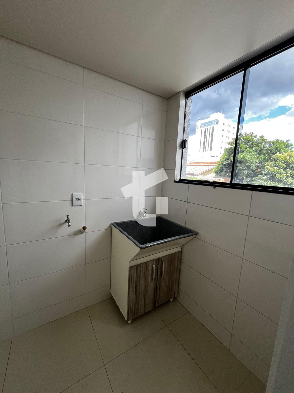 APARTAMENTO SEMIMOBILIADO PARA LOCAO NO CENTRO DE PATO BRANCO-PR