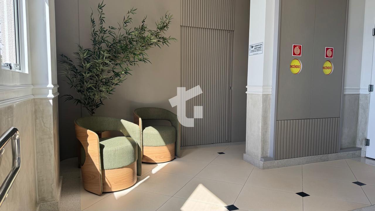 EXCELENTE APARTAMENTO SEMIMOBILIADO VENDA NO EDIFCIO TARSILA DO AMARAL.