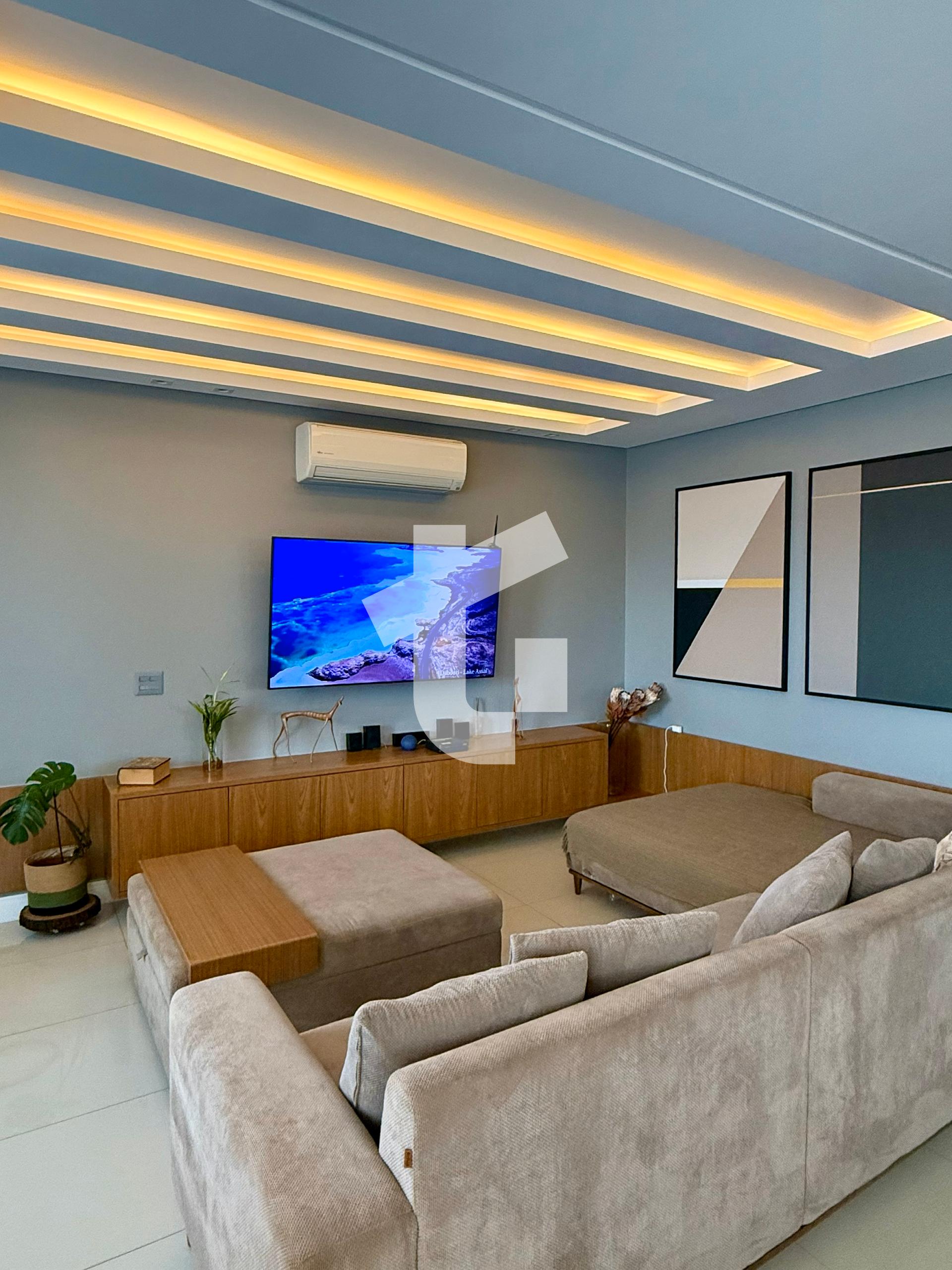 EXCELENTE APARTAMENTO SEMIMOBILIADO VENDA NO EDIFCIO TARSILA DO AMARAL.