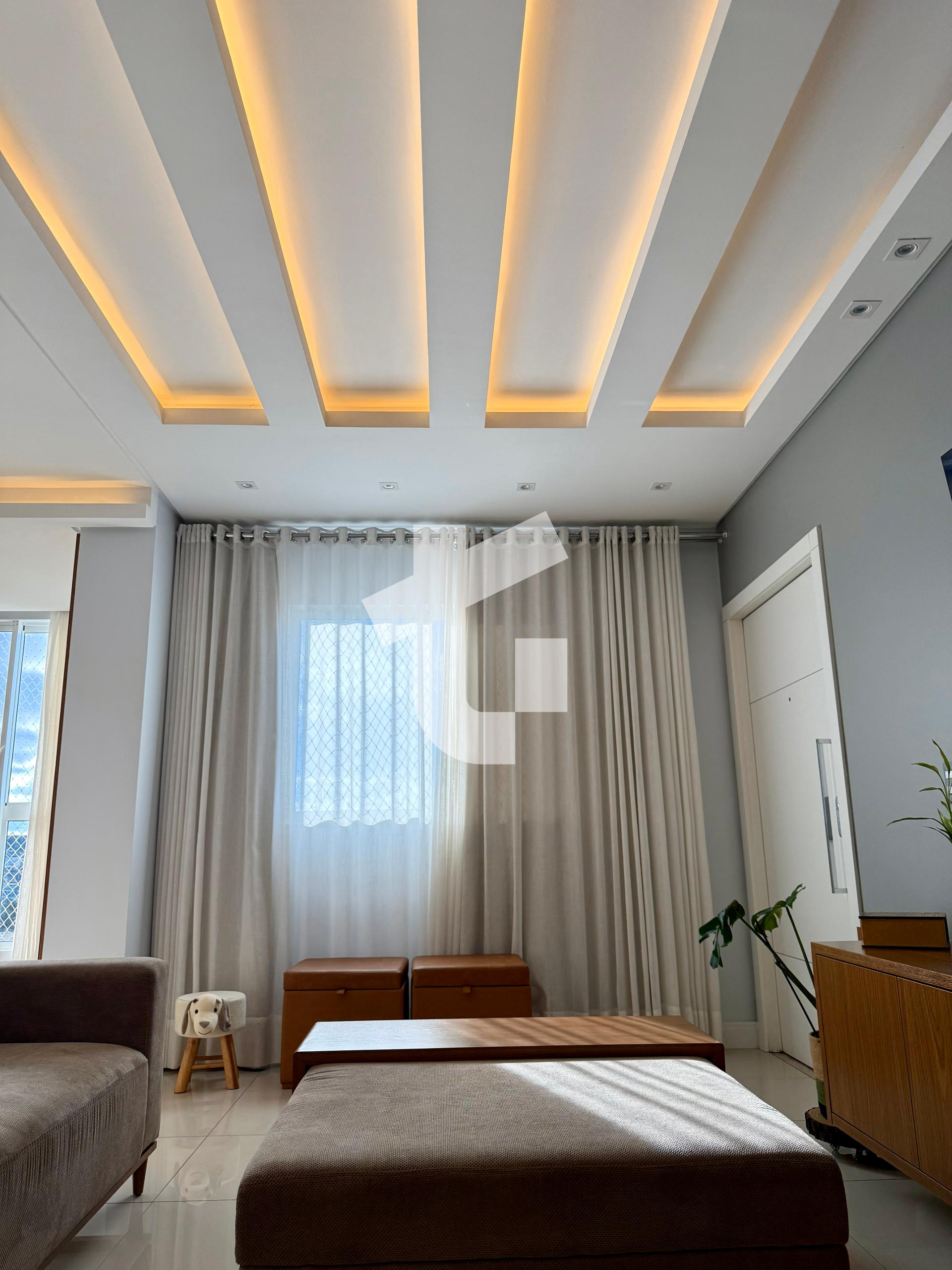 EXCELENTE APARTAMENTO SEMIMOBILIADO VENDA NO EDIFCIO TARSILA DO AMARAL.