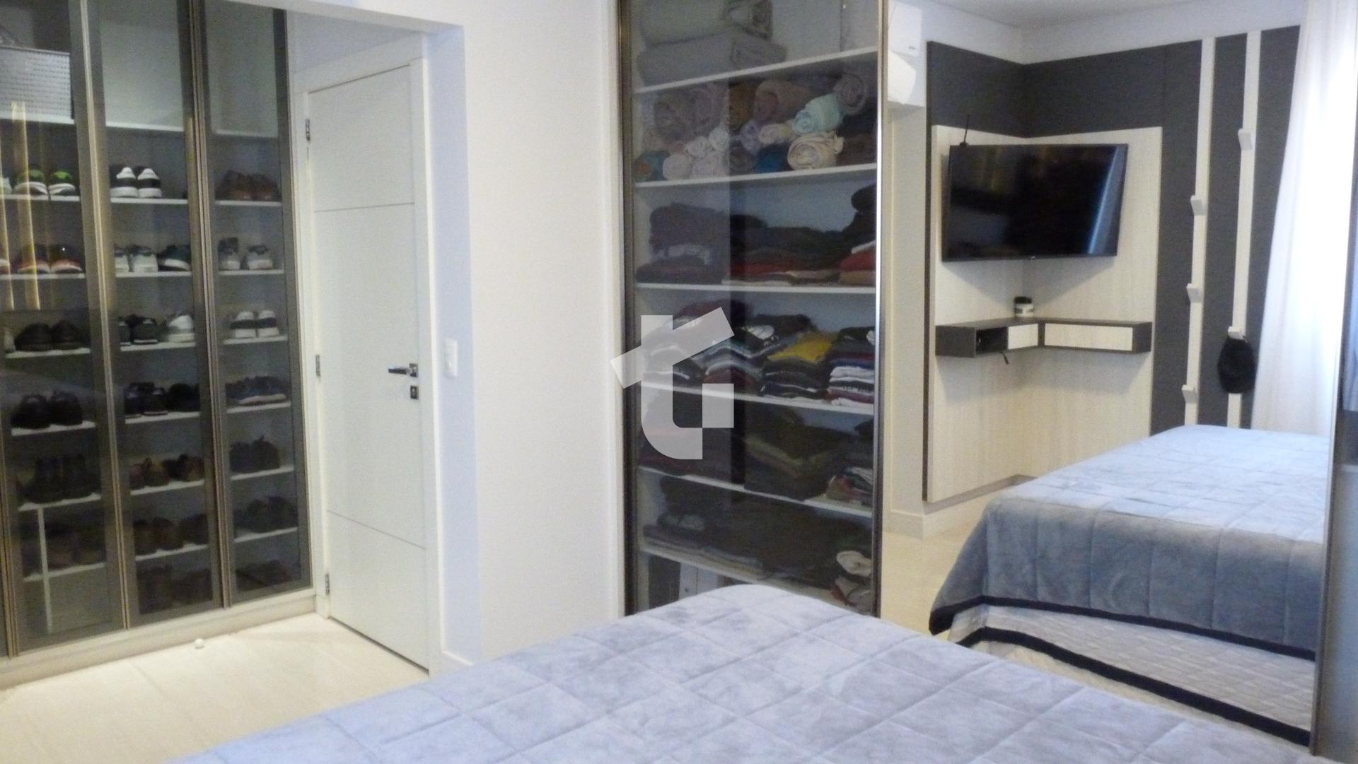 EXCELENTE APARTAMENTO SEMIMOBILIADO VENDA NO EDIFCIO TARSILA DO AMARAL.