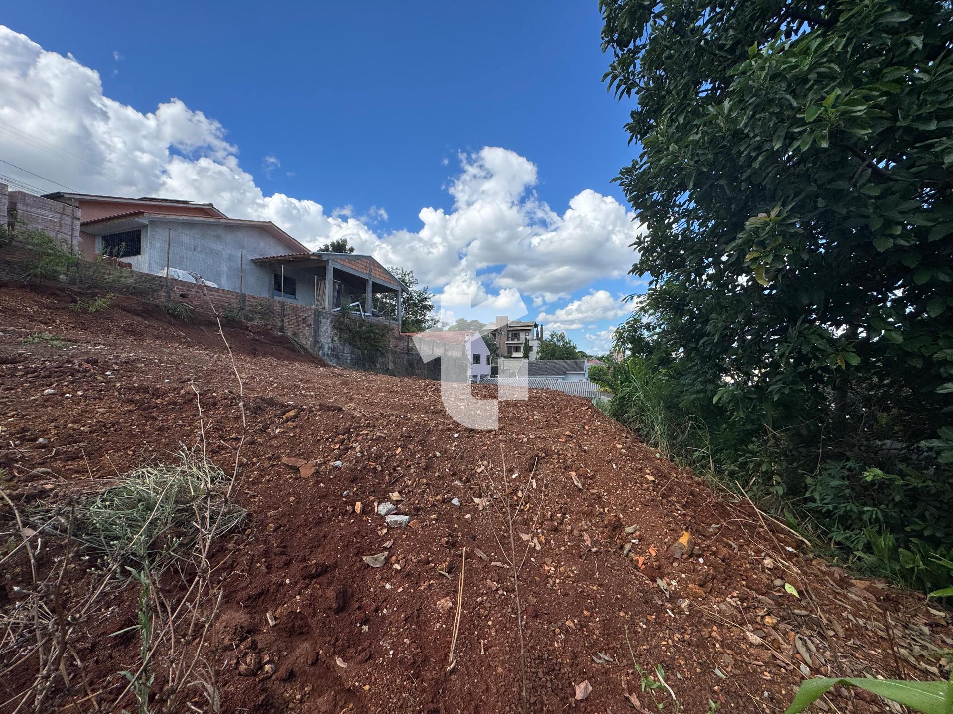 EXCELENTE TERRENO À VENDA  - B. AMADORI - PATO BRANCO - PR.