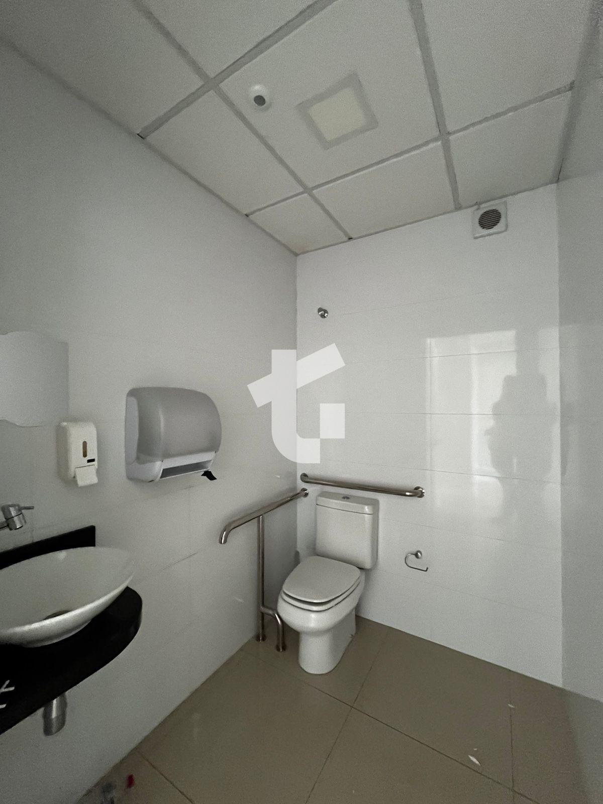 SALA NO EDIFICIO VICENZA PARA LOCAÇÃO, CENTRO, PATO BRANCO - PR.