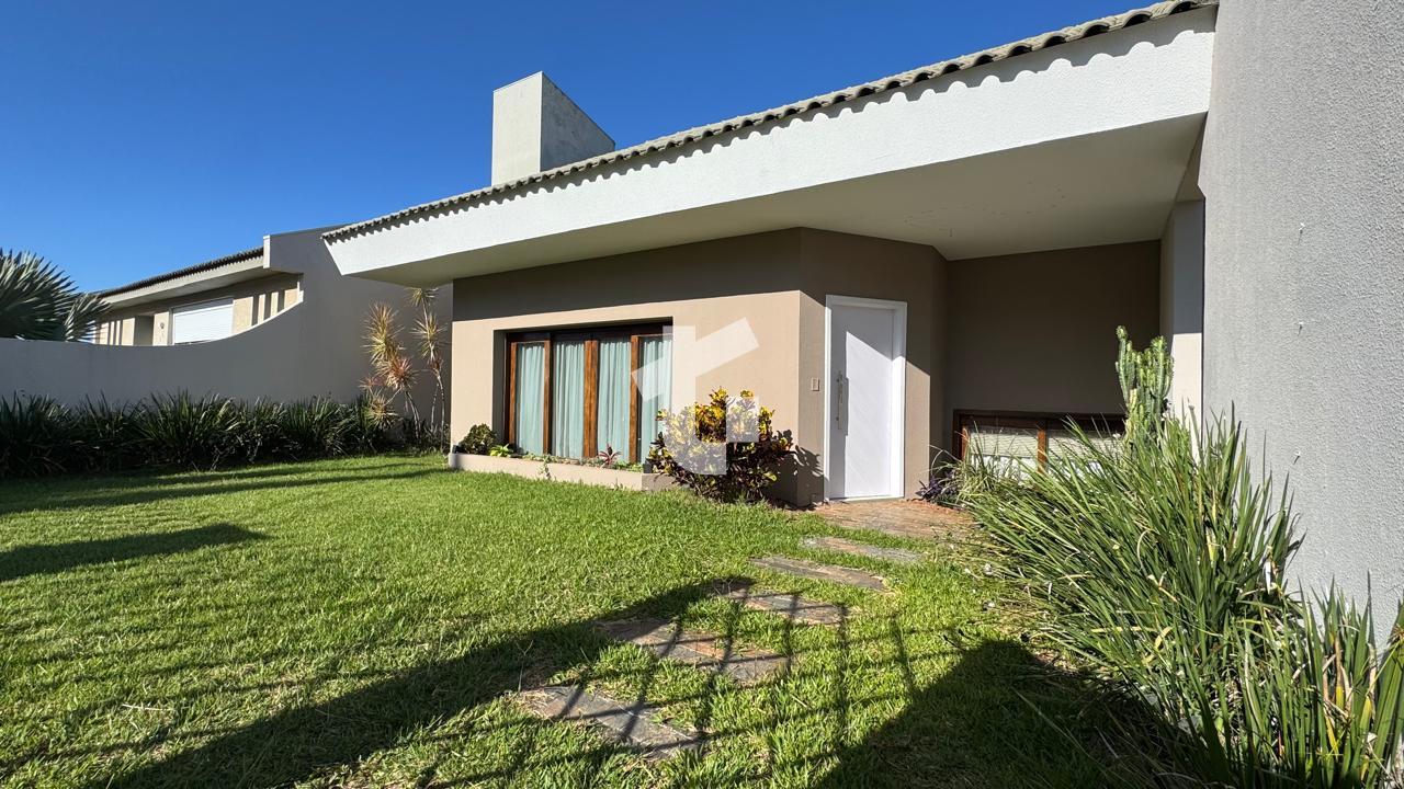 BELÍSSIMA CASA À VENDA NO BAIRRO VILA ISABEL - PATO BRANCO PR.