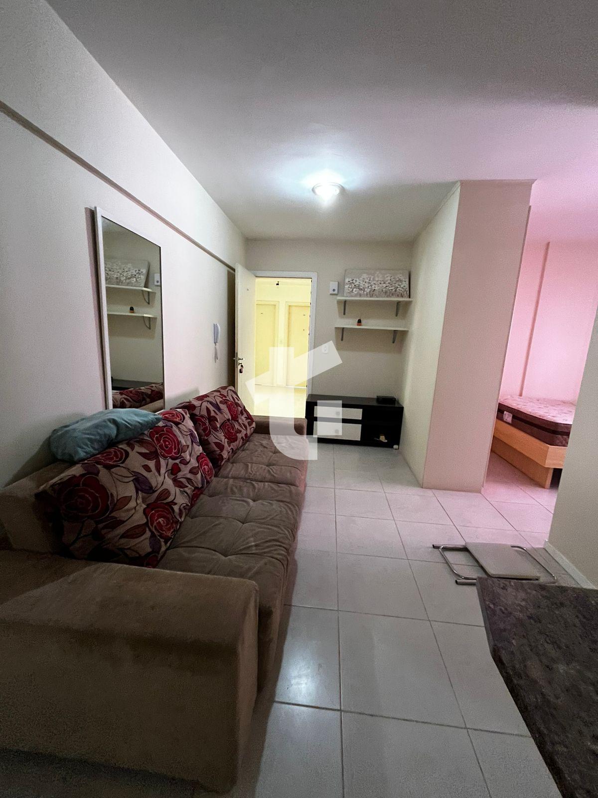 APARTAMENTO MOBILIADO PARA LOCAÇÃO NO CENTRO DE PATO BRANCO - PR