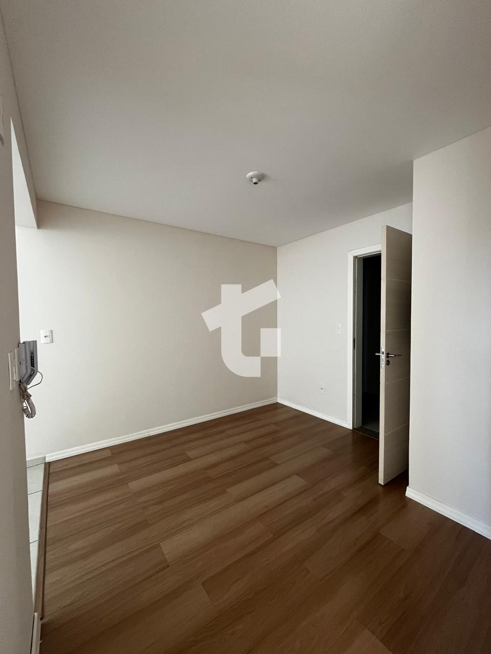 APARTAMENTO SEMIMOBILIADO PARA LOCAÇÃO NO ED. DONA HILDA, PATO...