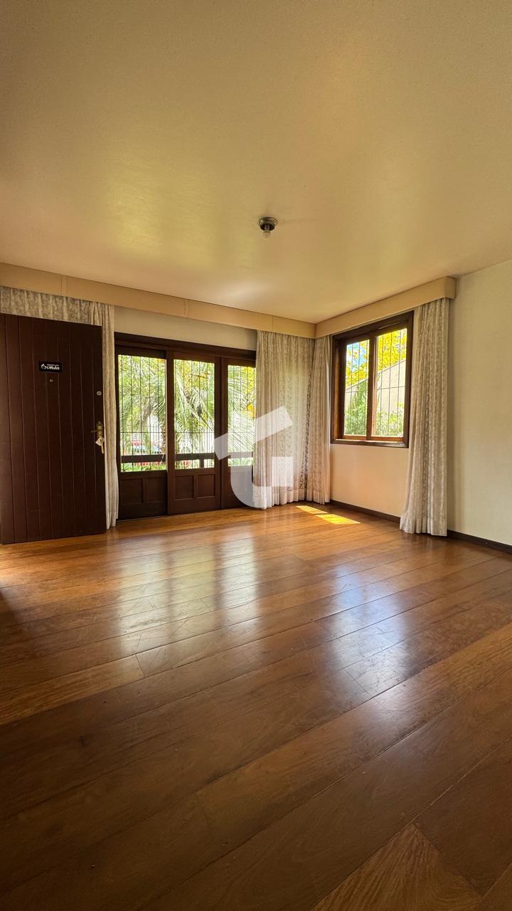 CASA TERRENO A VENDA PROX. TEATRO MUNICIPAL, R. IBIPOR,CENTRO-PATO BRANCO - PR.