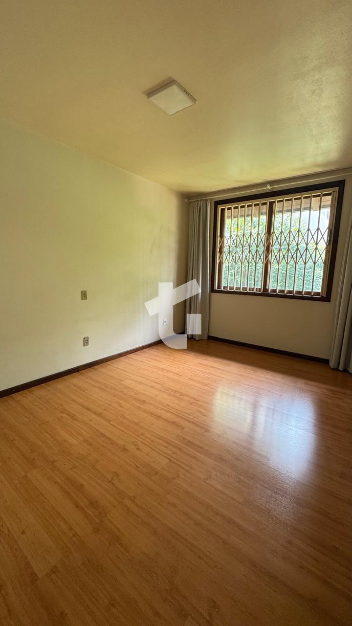 CASA TERRENO A VENDA PROX. TEATRO MUNICIPAL, R. IBIPOR,CENTRO-PATO BRANCO - PR.