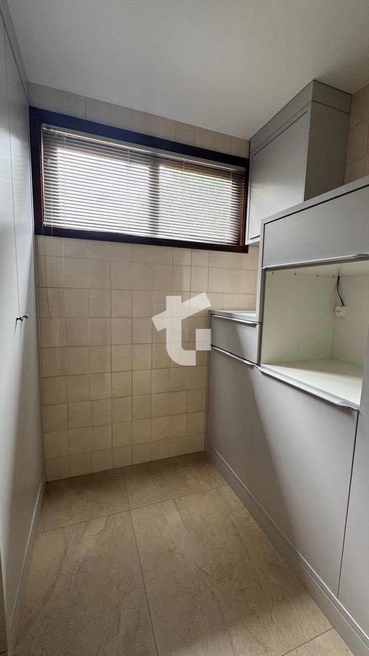 CASA TERRENO A VENDA PROX. TEATRO MUNICIPAL, R. IBIPOR,CENTRO-PATO BRANCO - PR.