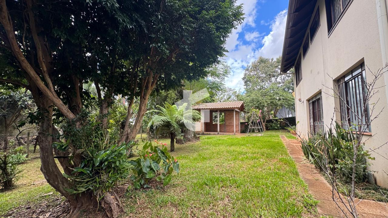 CASA TERRENO A VENDA PROX. TEATRO MUNICIPAL, R. IBIPOR,CENTRO-PATO BRANCO - PR.