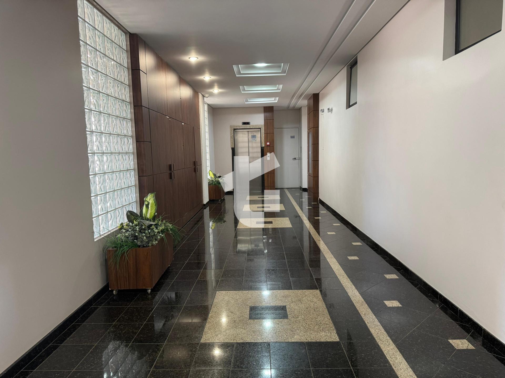 APARTAMENTO SEMIMOBILIADO VENDA - ED. SAN MARINO II, BAIRRO SANTA TEREZINHA.