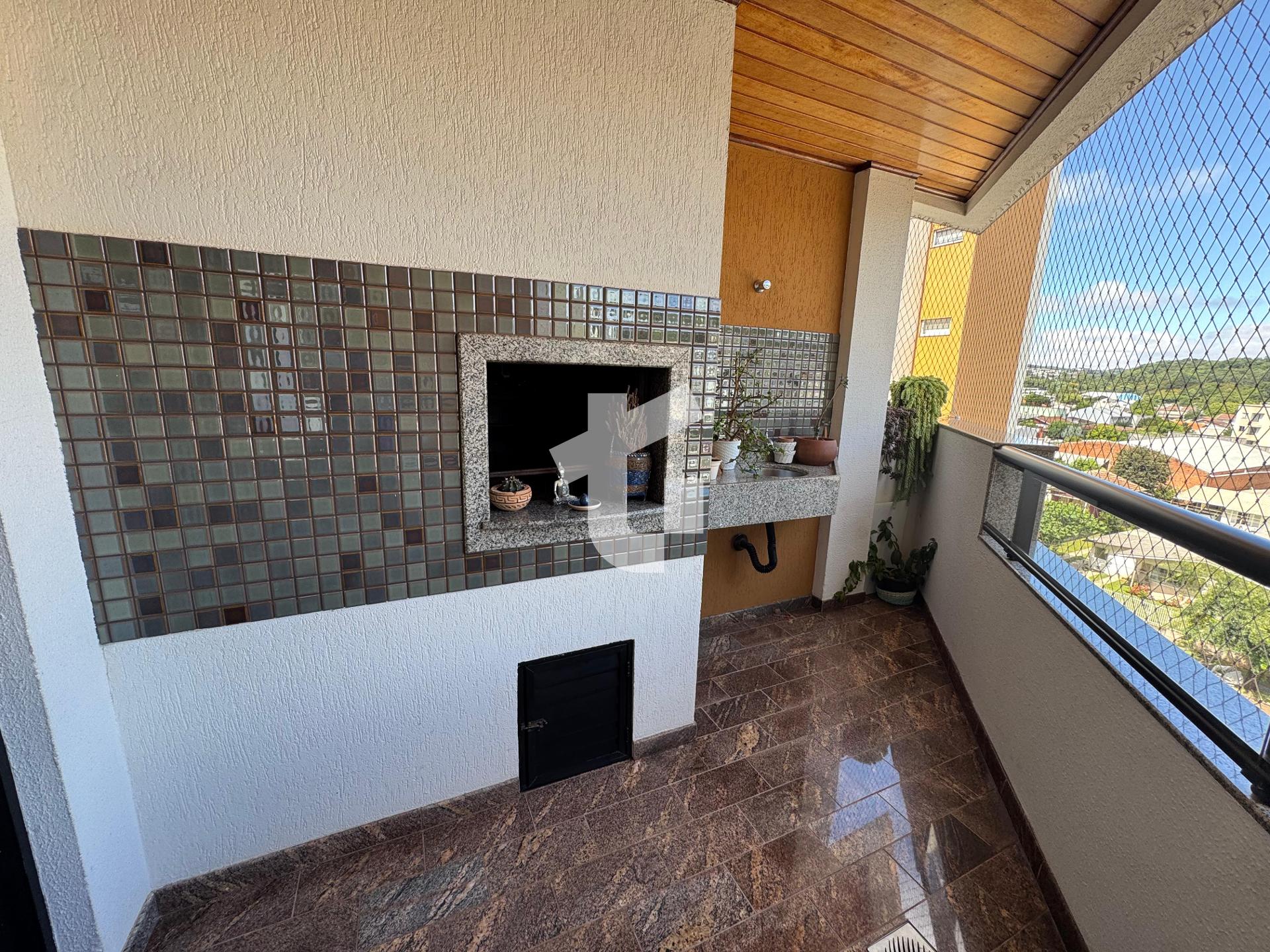 APARTAMENTO SEMIMOBILIADO VENDA - ED. SAN MARINO II, BAIRRO SANTA TEREZINHA.