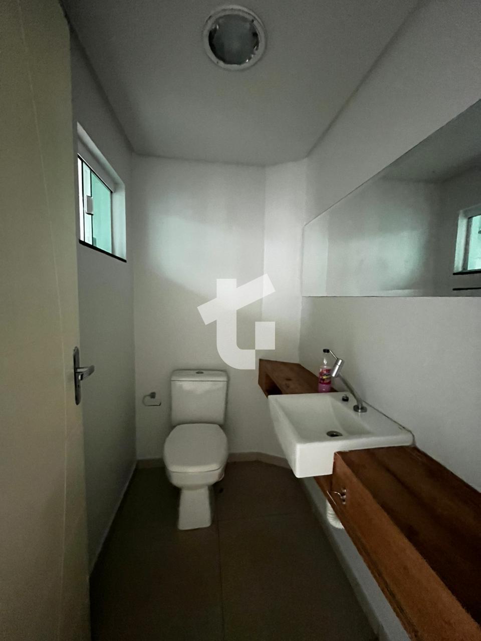 Sobrado com 3 dormitrios para locao, bairro Jardim das Amricas