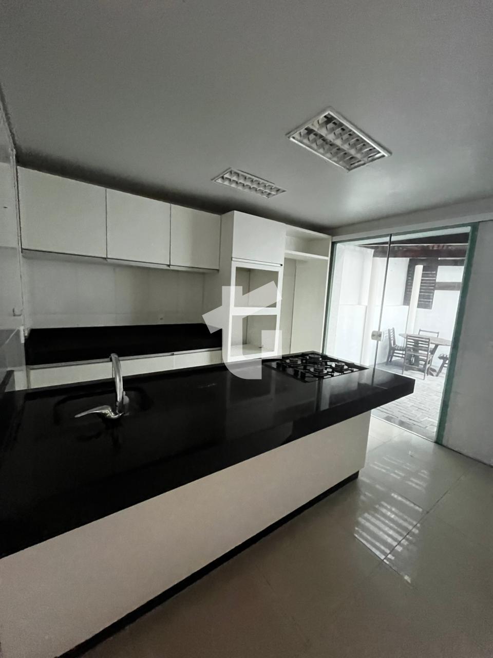 Sobrado com 3 dormitrios para locao, bairro Jardim das Amricas