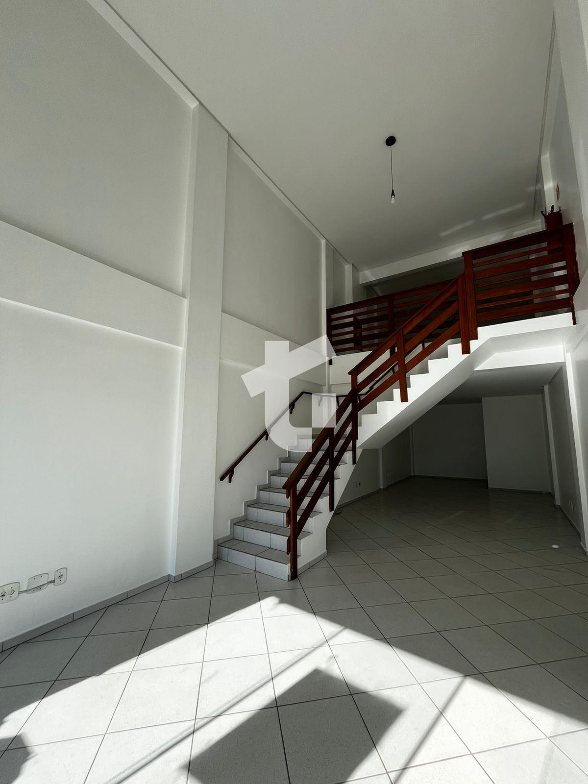 SALA COMERCIAL PARA LOCAÇÃO NO ED. RIO MADEIRA, CENTRO, PATO B...