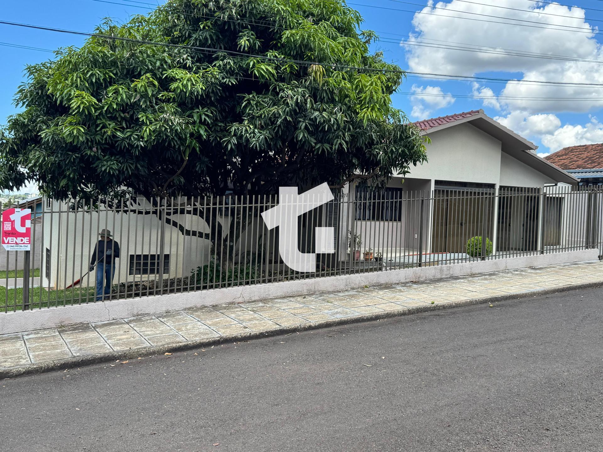 CASA TÉRREA PARA LOCAÇÃO COM 248M  NO SAMBUGARO -  PATO BRANCO...