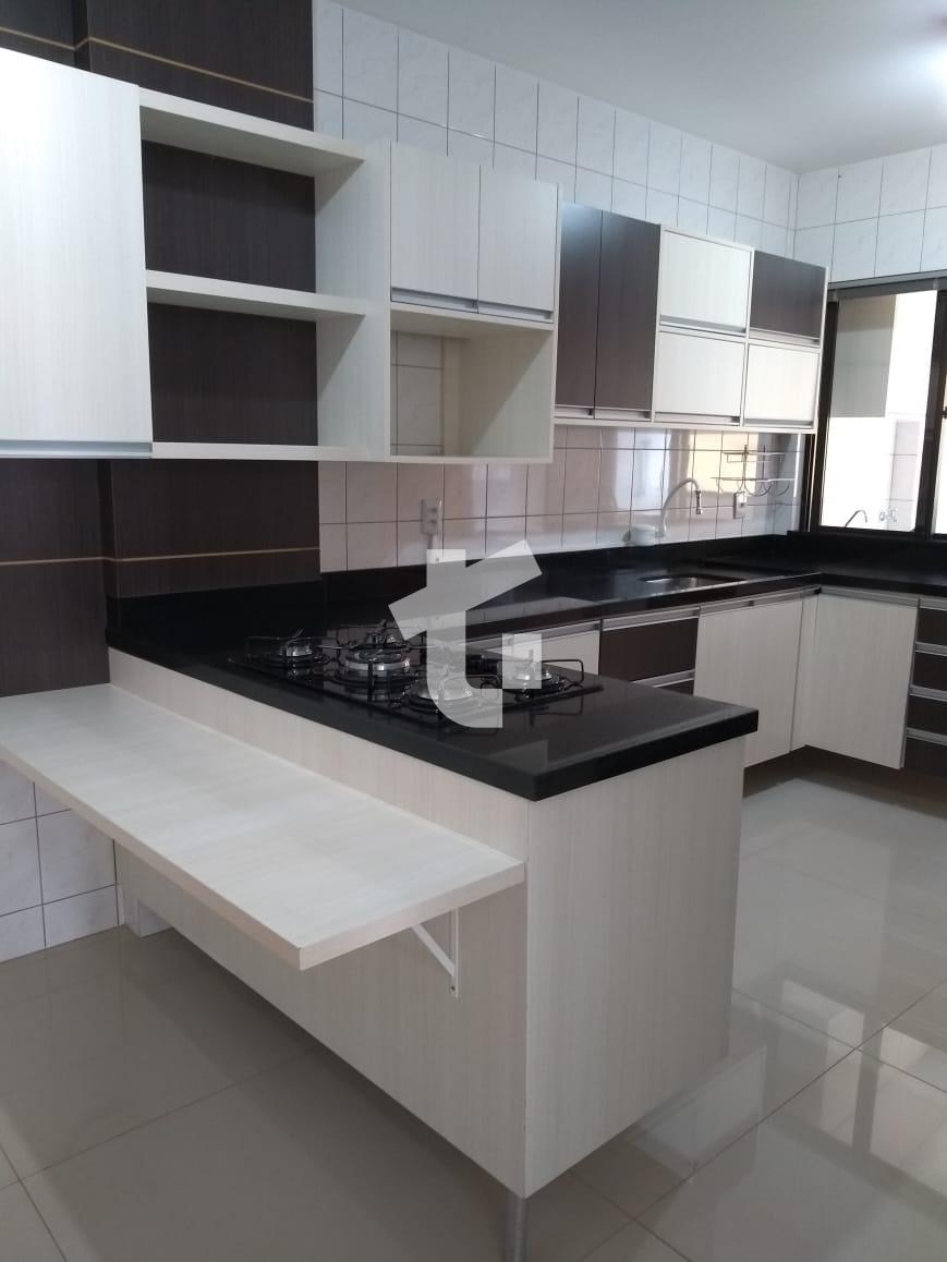APARTAMENTO SEMIMOBILIADO NO RESIDENCIAL JATOB, CENTRO, PATO BRANCO - PR.