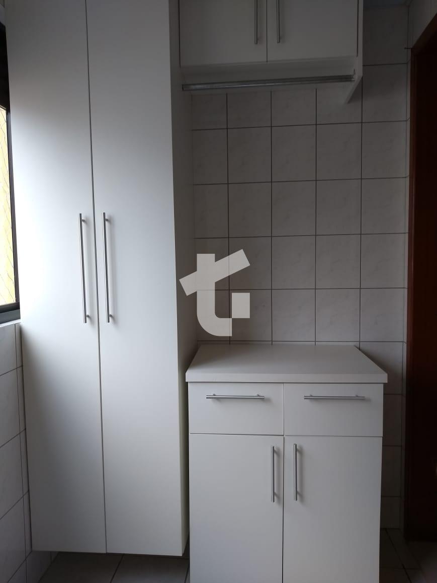 APARTAMENTO SEMIMOBILIADO NO RESIDENCIAL JATOB, CENTRO, PATO BRANCO - PR.