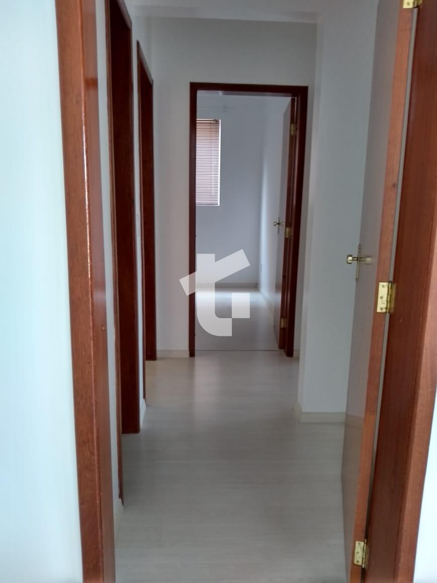 APARTAMENTO SEMIMOBILIADO NO RESIDENCIAL JATOB, CENTRO, PATO BRANCO - PR.