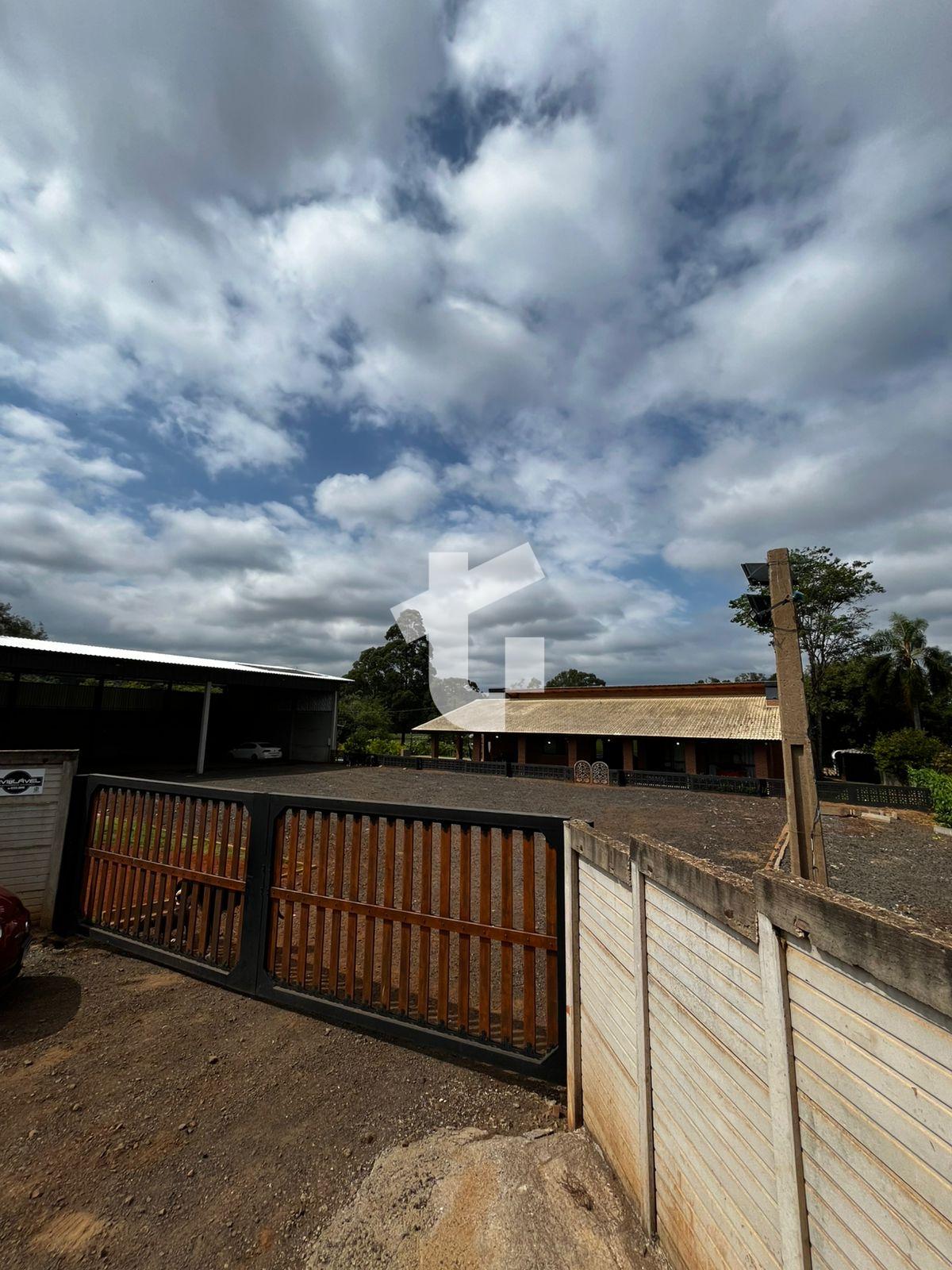 BÉLISSIMA CHÁCARA À VENDA A MENOS DE 1 KM DE PATO BRANCO - PR