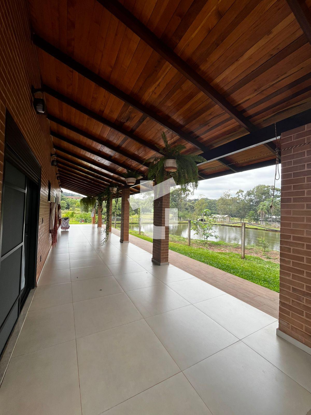 BLISSIMA CHCARA VENDA A MENOS DE 1 KM DE PATO BRANCO - PR