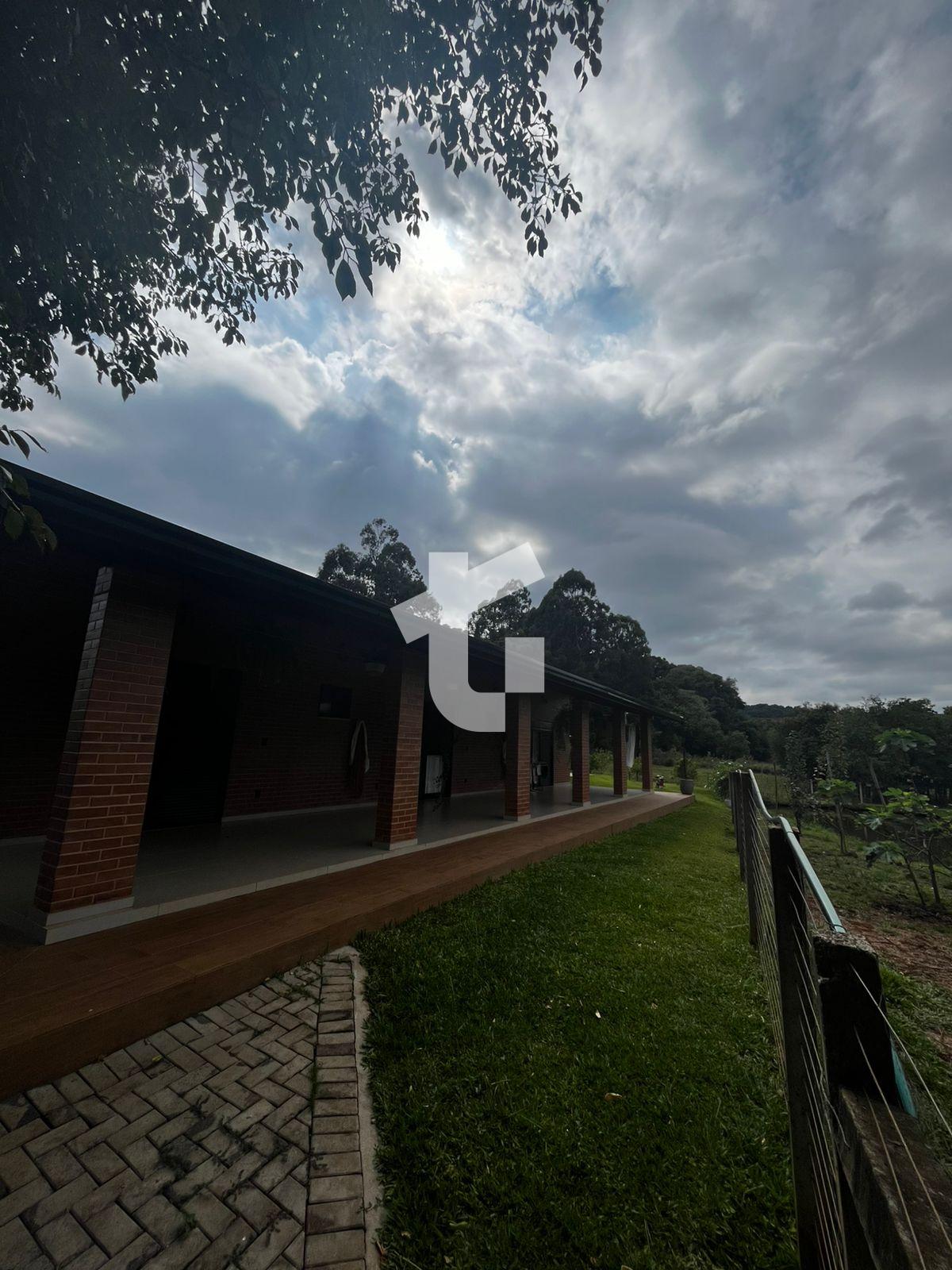 BLISSIMA CHCARA VENDA A MENOS DE 1 KM DE PATO BRANCO - PR