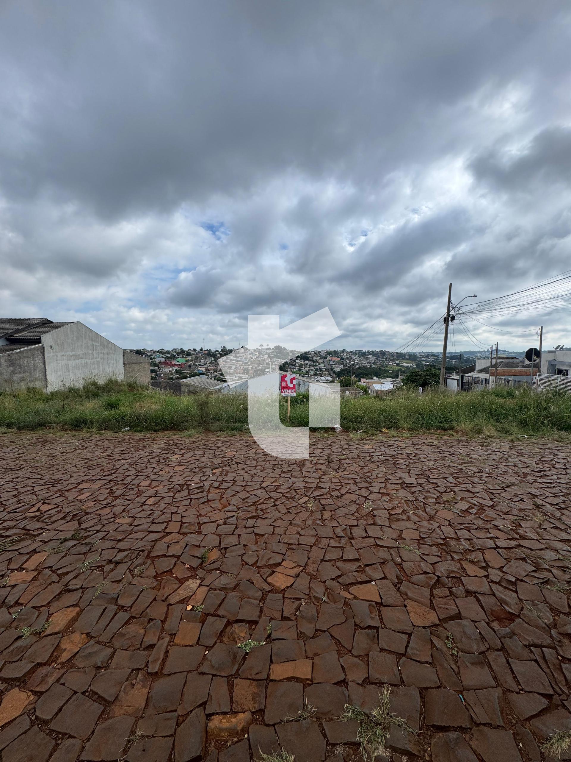 TERRENO DE ESQUINA, COM 379M , PARTE ALTA BAIRRO - GRALHA AZUL...