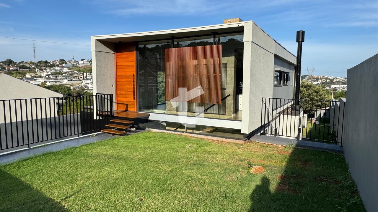 CASA SEMIMOBILIADA - ALTO PADRÃO - À VENDA NO BAIRRO SÃO LUIZ,...