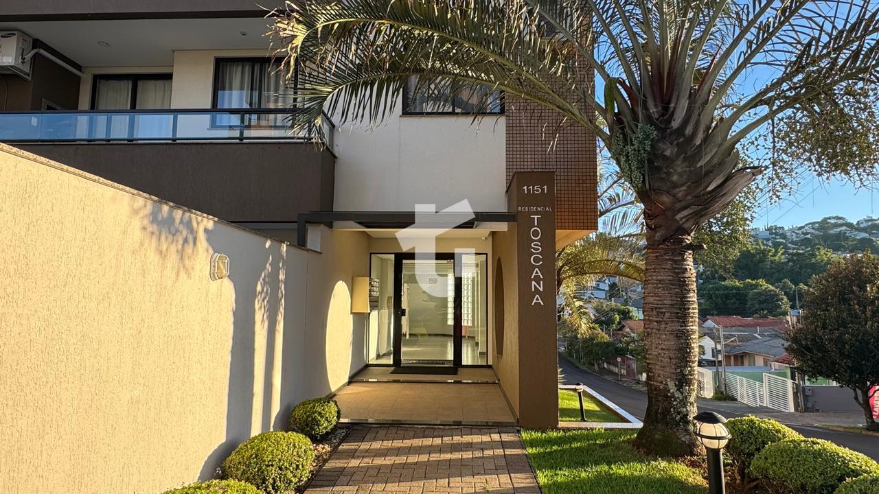 APARTAMENTO SEMIMOBILIADO À VENDA NO RESIDENCIAL TOSCANA, CENT...