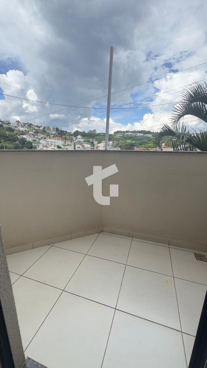 APARTAMENTO SEMIMOBILIADO VENDA NO RESIDENCIAL TOSCANA, CENTRO, PATO BRANCO.