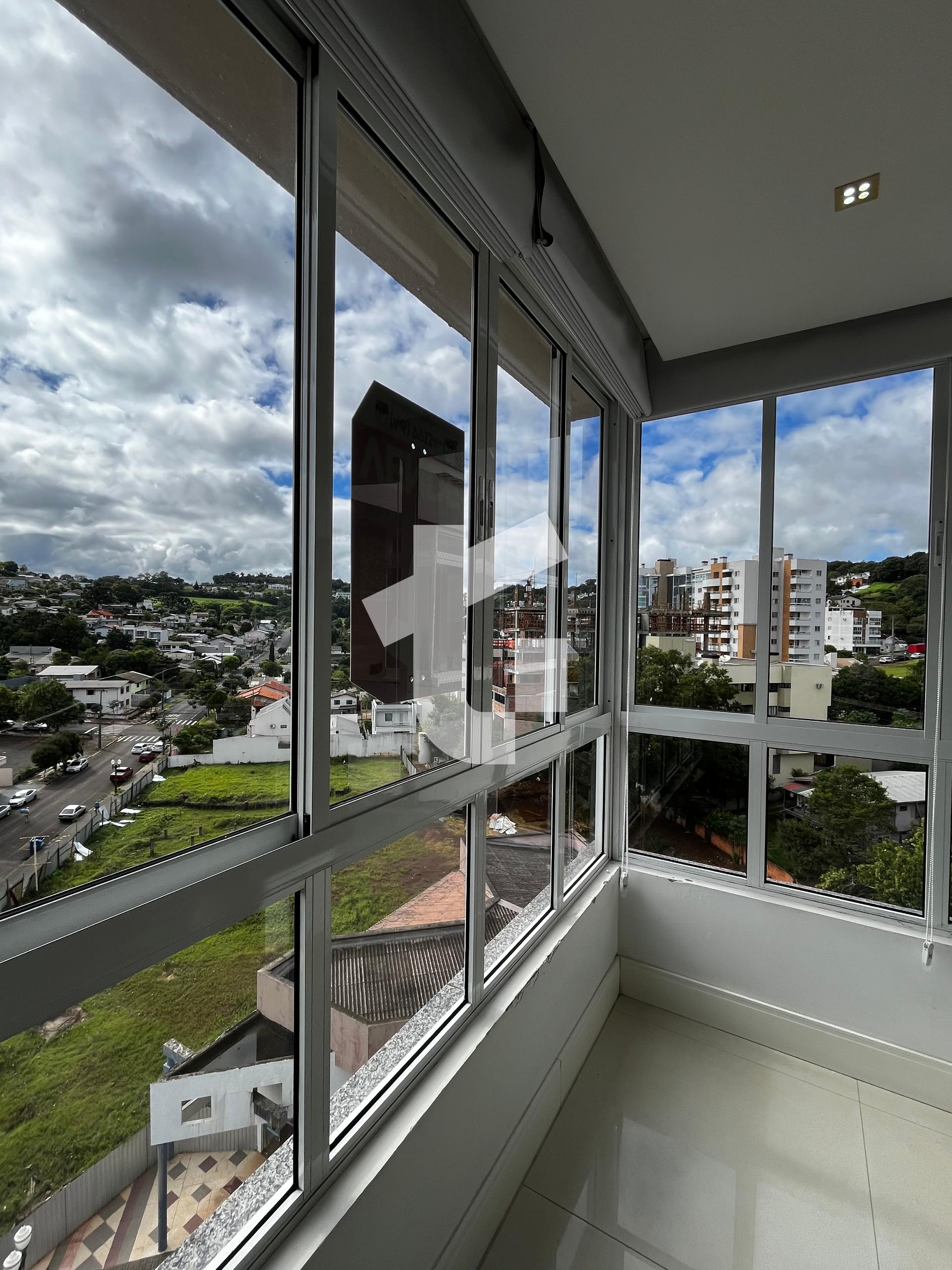 COBERTURA DUPLEX VENDA NO ED. RESIDENCIAL PETRA, CENTRO, PATO BRANCO PR.