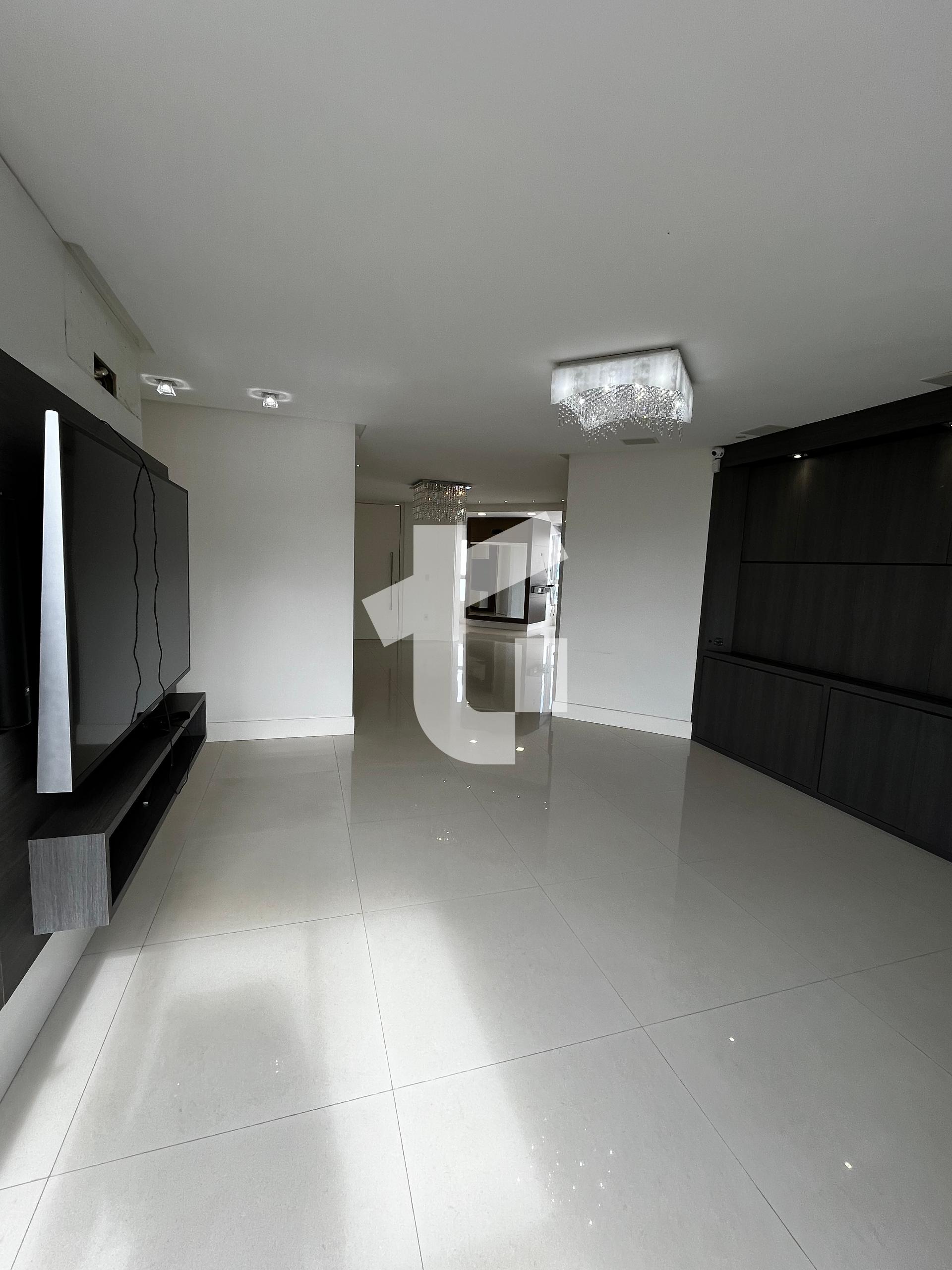 COBERTURA DUPLEX VENDA NO ED. RESIDENCIAL PETRA, CENTRO, PATO BRANCO PR.