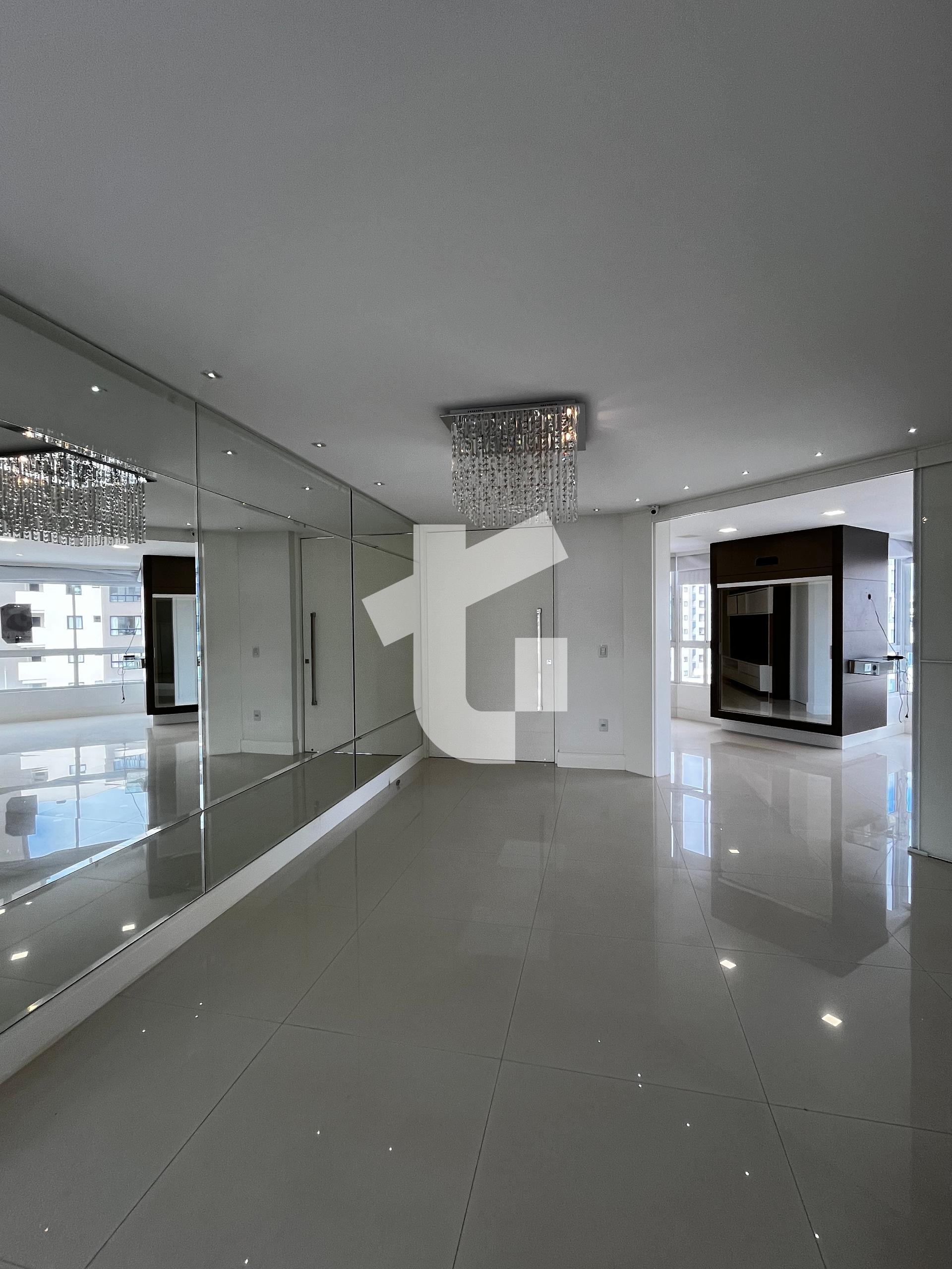 COBERTURA DUPLEX VENDA NO ED. RESIDENCIAL PETRA, CENTRO, PATO BRANCO PR.