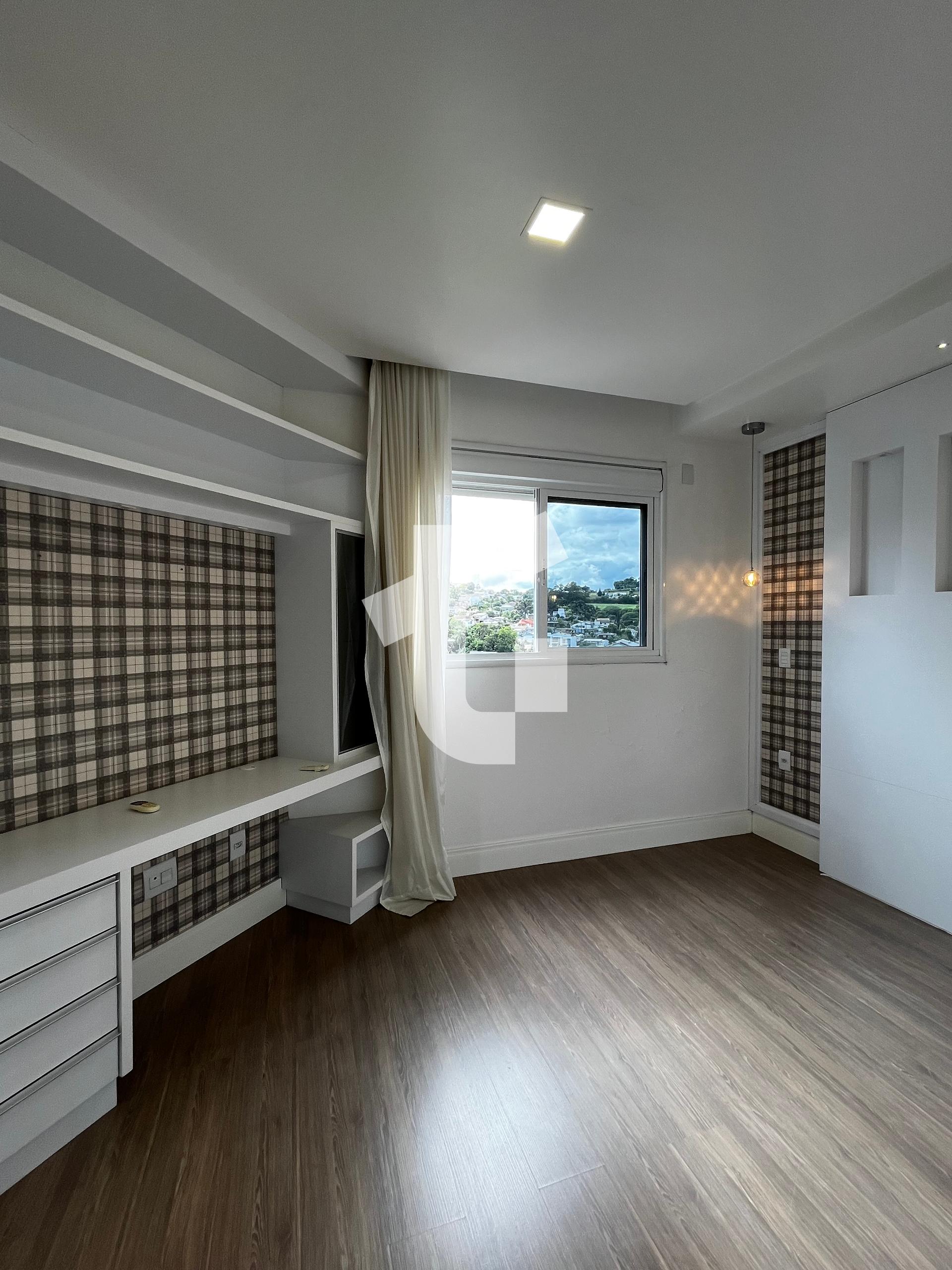 COBERTURA DUPLEX VENDA NO ED. RESIDENCIAL PETRA, CENTRO, PATO BRANCO PR.