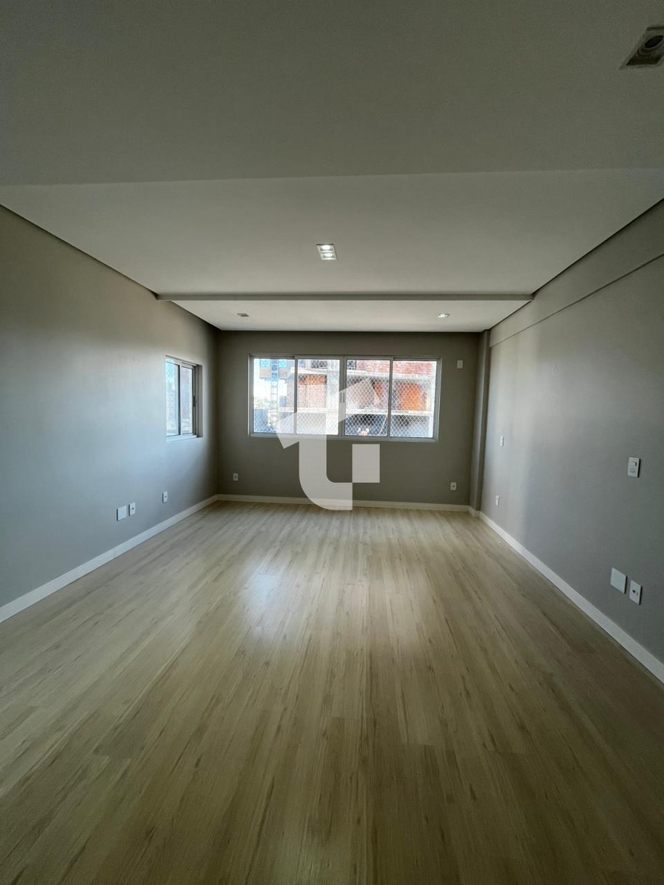 APARTAMENTO SEMIMOBILIADO PARA LOCAO NO CENTRO DE PATO BRANCO - PR.