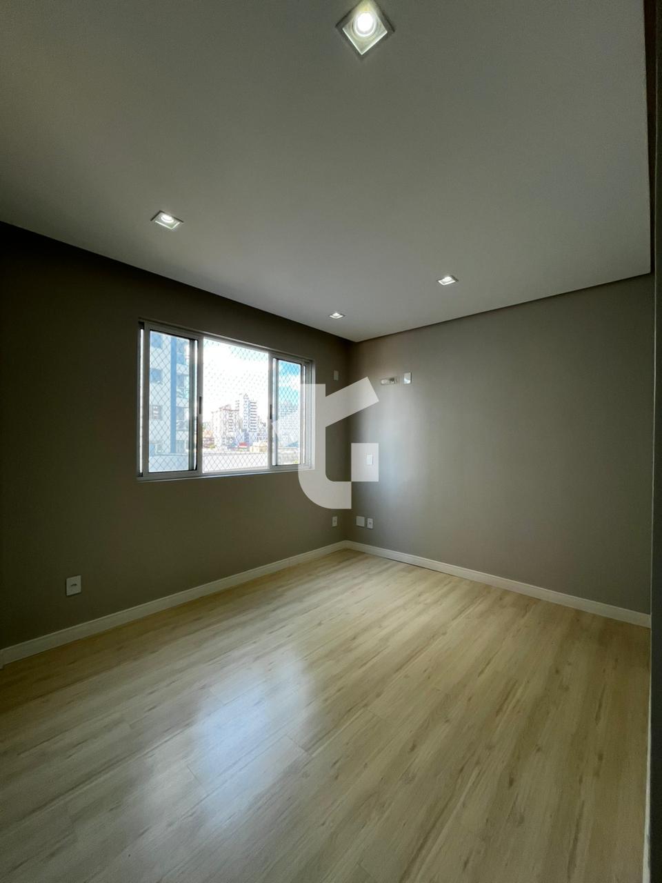 APARTAMENTO SEMIMOBILIADO PARA LOCAO NO CENTRO DE PATO BRANCO - PR.