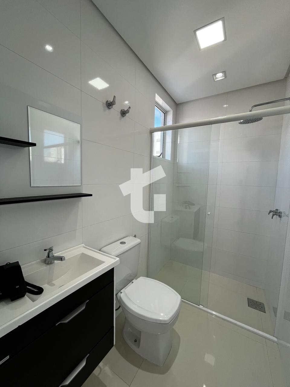 APARTAMENTO SEMIMOBILIADO PARA LOCAO NO CENTRO DE PATO BRANCO - PR.