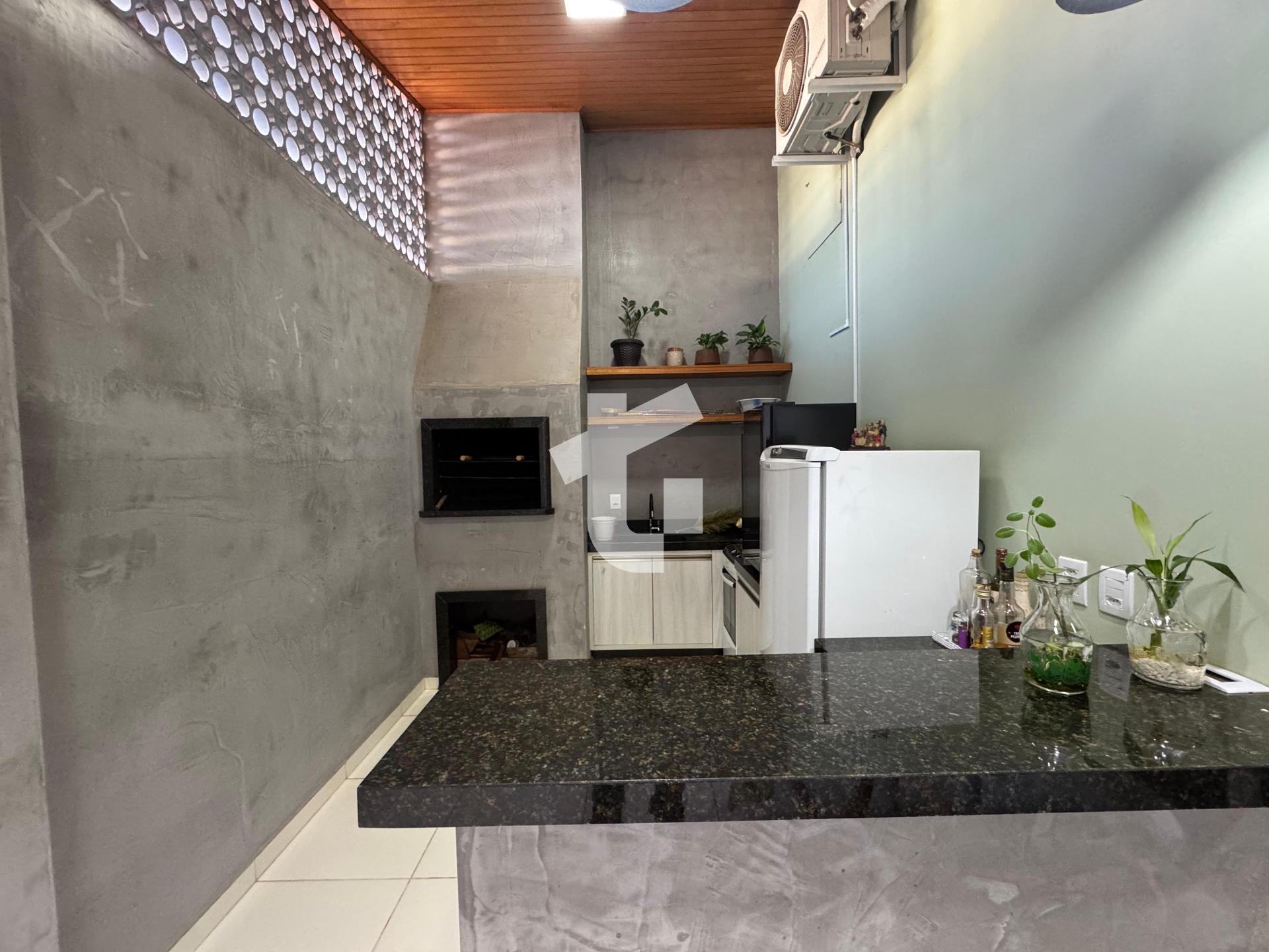 CASA TRREA VENDA NO FRARON, 110M COM BELSSIMA EDCULA - PATO BRANCO PR