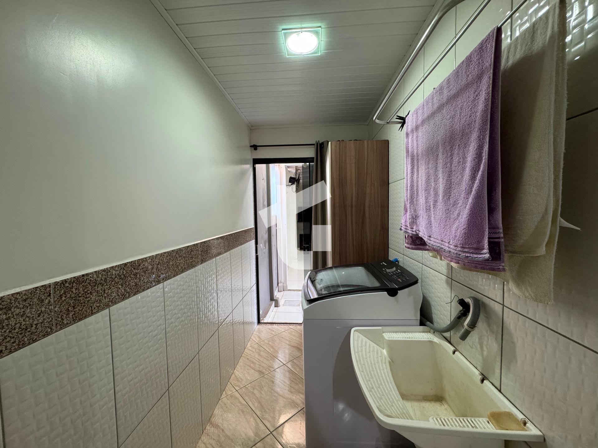 CASA TRREA VENDA NO FRARON, 110M COM BELSSIMA EDCULA - PATO BRANCO PR