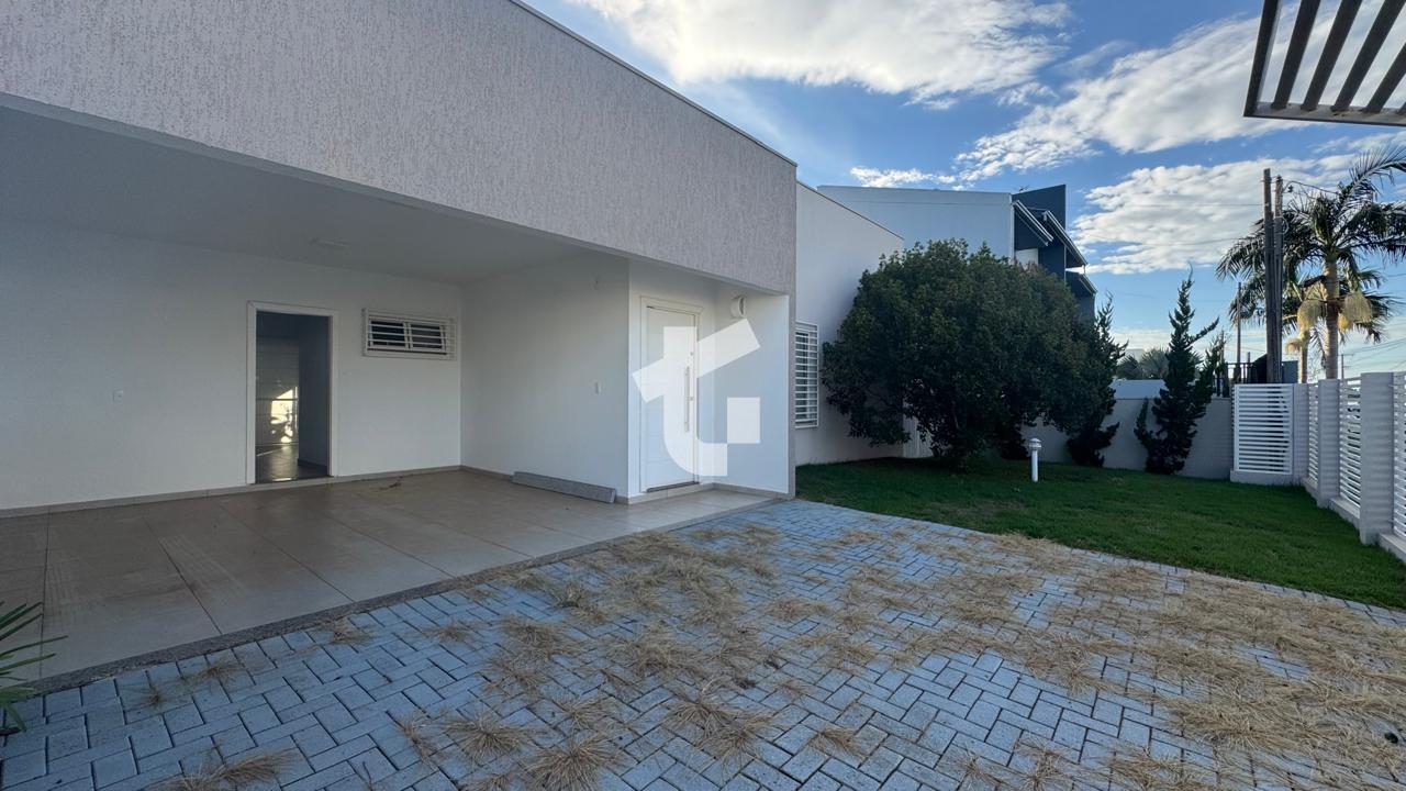 CASA TÉRREA, SEMIMOBILIADA À VENDA NO BAIRRO FRARON, PATO BRAN...