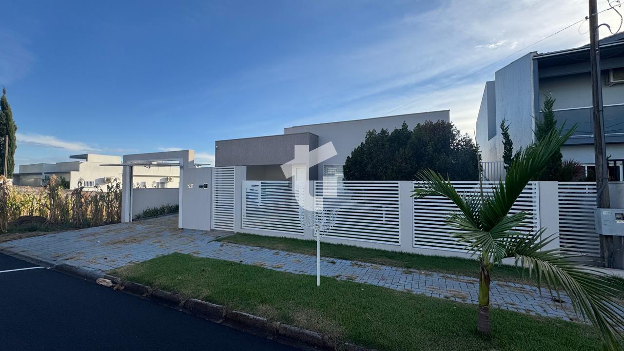 CASA TÉRREA, SEMIMOBILIADA À VENDA NO BAIRRO FRARON, PATO BRAN...