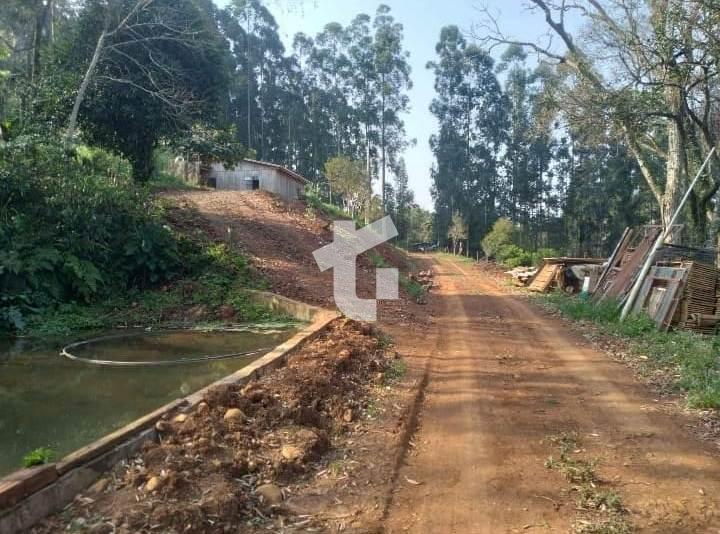 CHÁCARA À VENDA  COM 3,5 HECTARES, NA ZONA RURAL DE PATO BRANC...