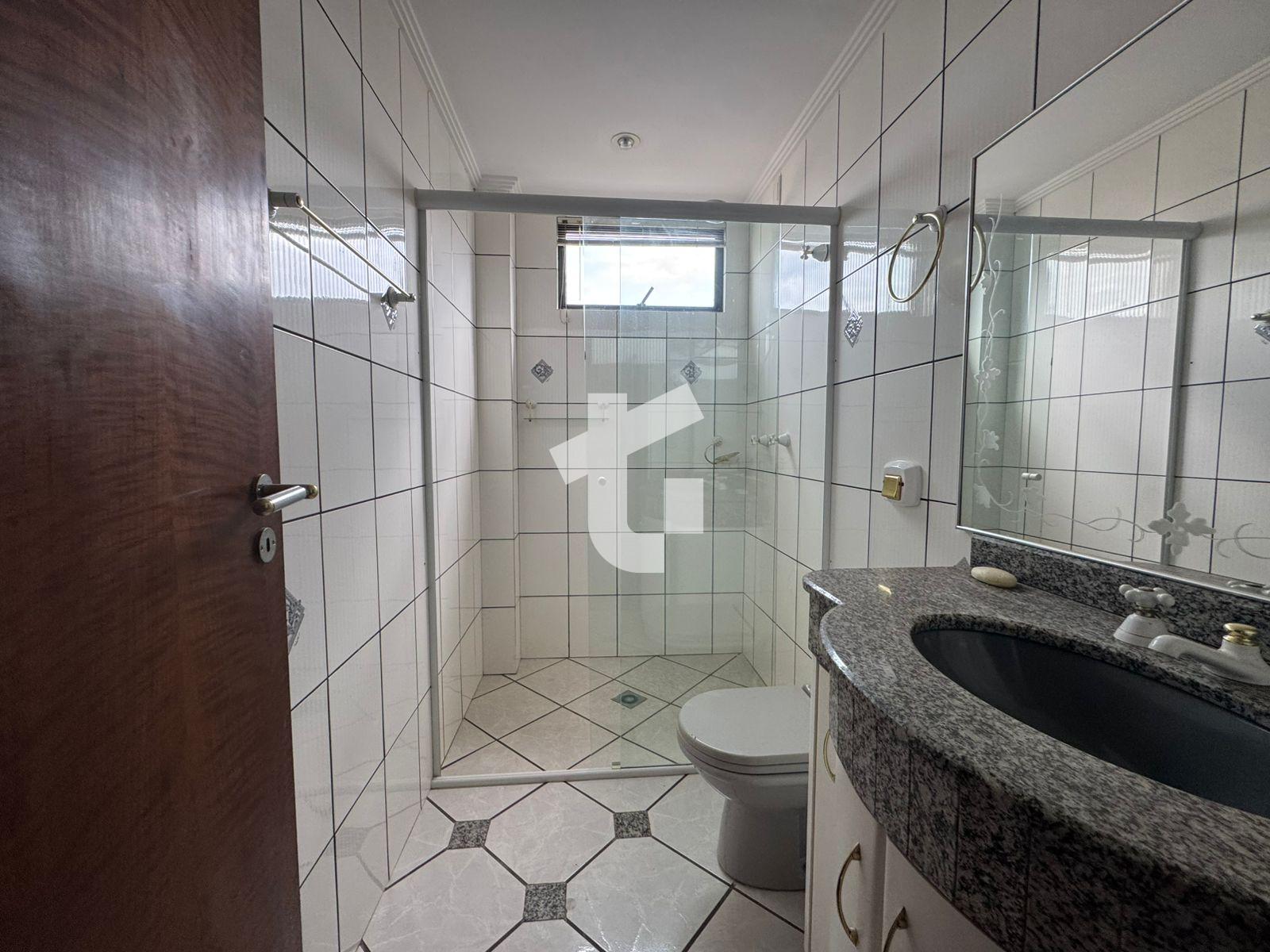 APARTAMENTO VENDA COM 160M PRIVATIVOS e 287M TOTAL- Ed nix. - CENTRO - PATO BRANCO.