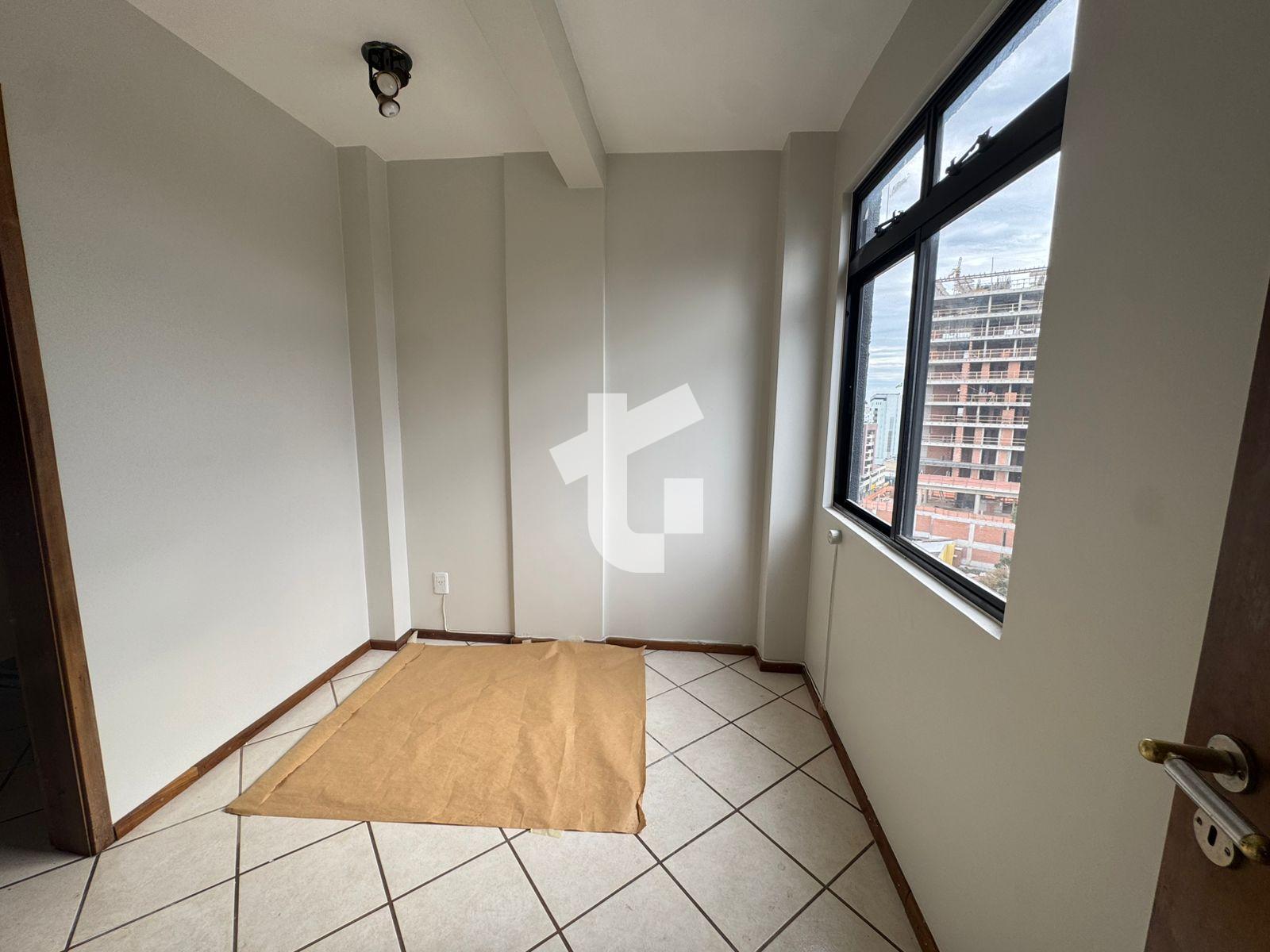 APARTAMENTO VENDA COM 160M PRIVATIVOS e 287M TOTAL- Ed nix. - CENTRO - PATO BRANCO.