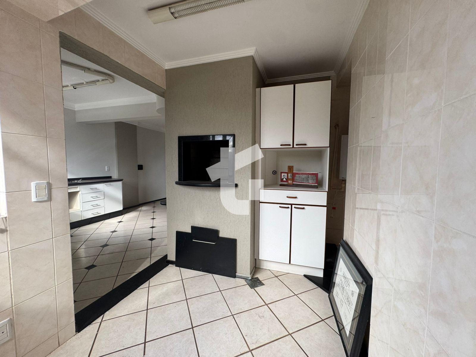 APARTAMENTO VENDA COM 160M PRIVATIVOS e 287M TOTAL- Ed nix. - CENTRO - PATO BRANCO.